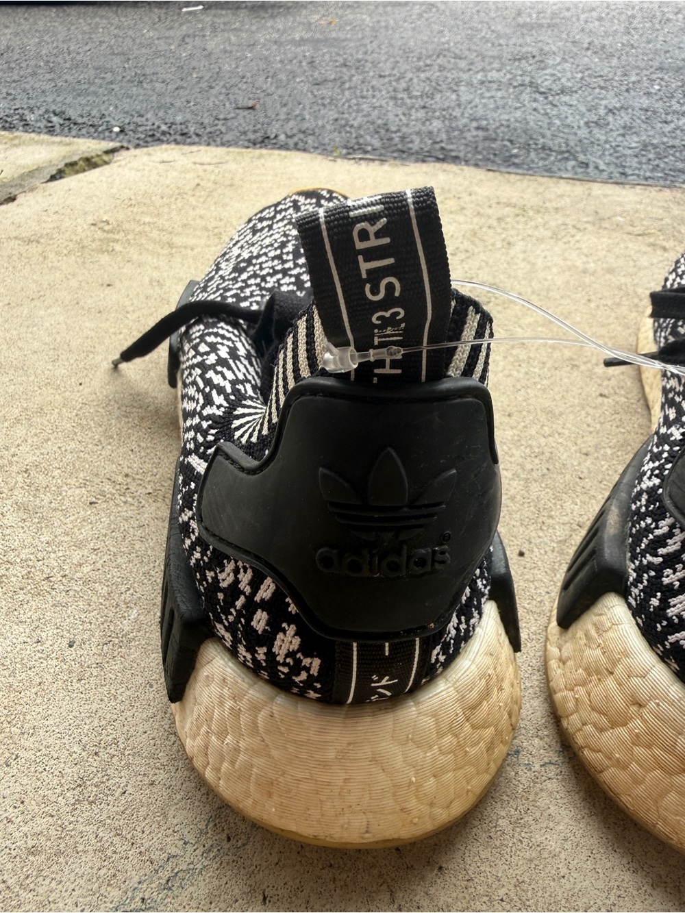 Adidas NMD R1 Primeknit Zebra Black White Boost Sneakers Men’s Size 11 - Picture 9 of 14